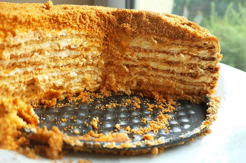 Honey-cake-slice