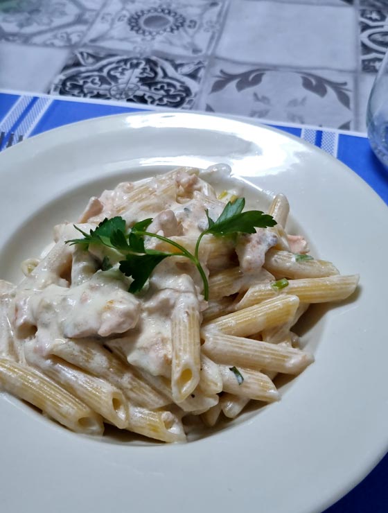 Pasta salmone